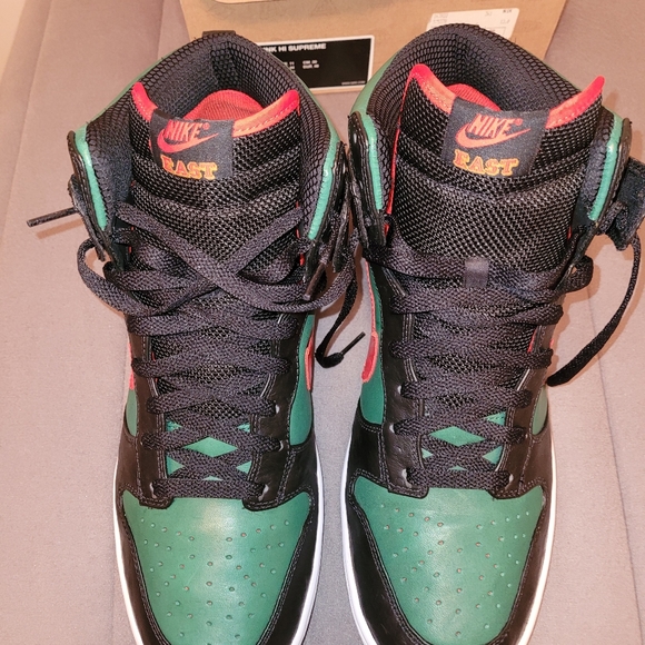 Nike Dunk High Supreme Spark LE - Picture 4 of 8